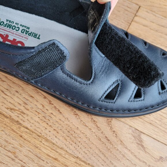 SAS Navy Blue Leather Flats - Picture 13 of 14